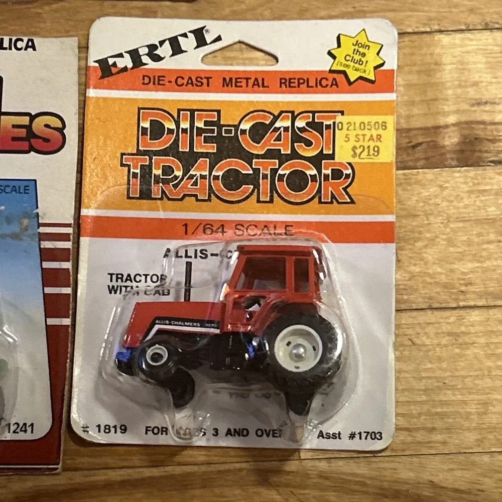 Ertl Farm Machines Diecast Tractor Lot Of‎ 3 New Sealed D2